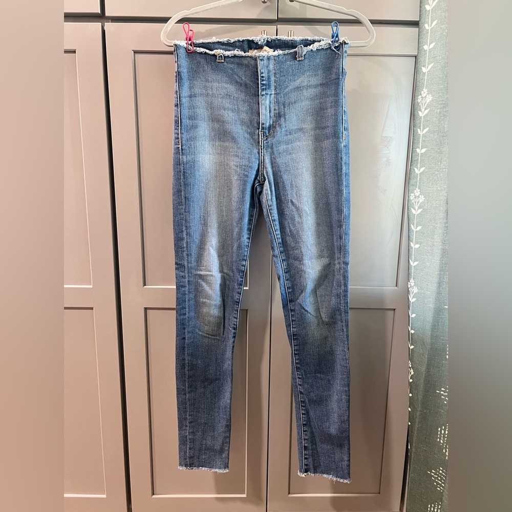 Classic Blue Skinny Jeans for Women